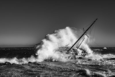 Daily Devotion - Faith Lutheran Church, Wesley Chapel, FL - Boat tossed by waves