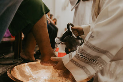 The Other Six - Faith Lutheran Church, Wesley Chapel, FL - Washing feet