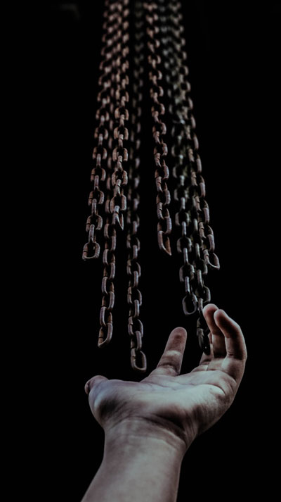 Daily Devotion - Faith Lutheran Church, Wesley Chapel, FL - Accepting chains