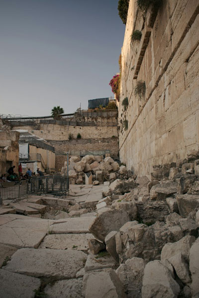 Daily Devotion - Faith Lutheran Church, Wesley Chapel, FL - Temple ruins
